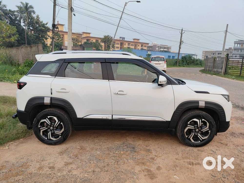 Maruti Suzuki Brezza Zxi Plus Smart Hybrid, 2023, Petrol