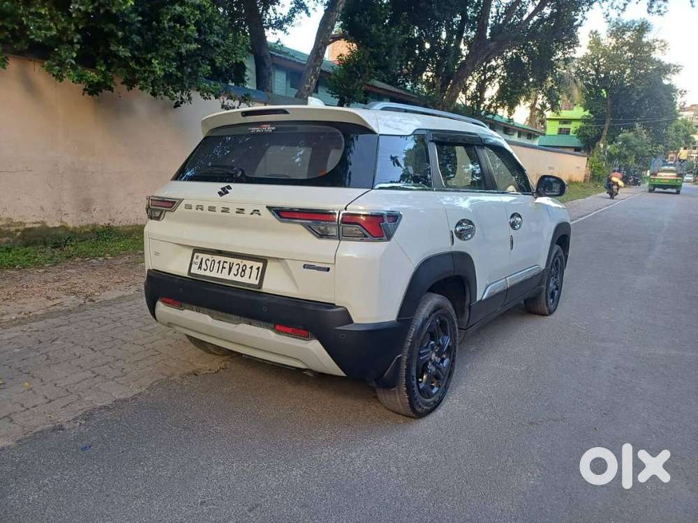 Maruti Suzuki Brezza 1.5 Zxi Smart Hybrid, 2024, Petrol