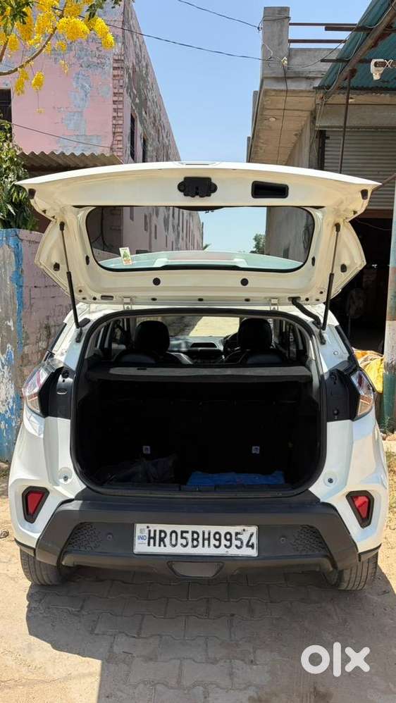 Tata Nexon Owner 1st Diesel Car 2022 Sunroof