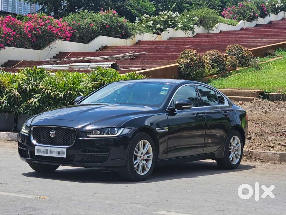 Jaguar Xe Portfolio, 2016, Petrol