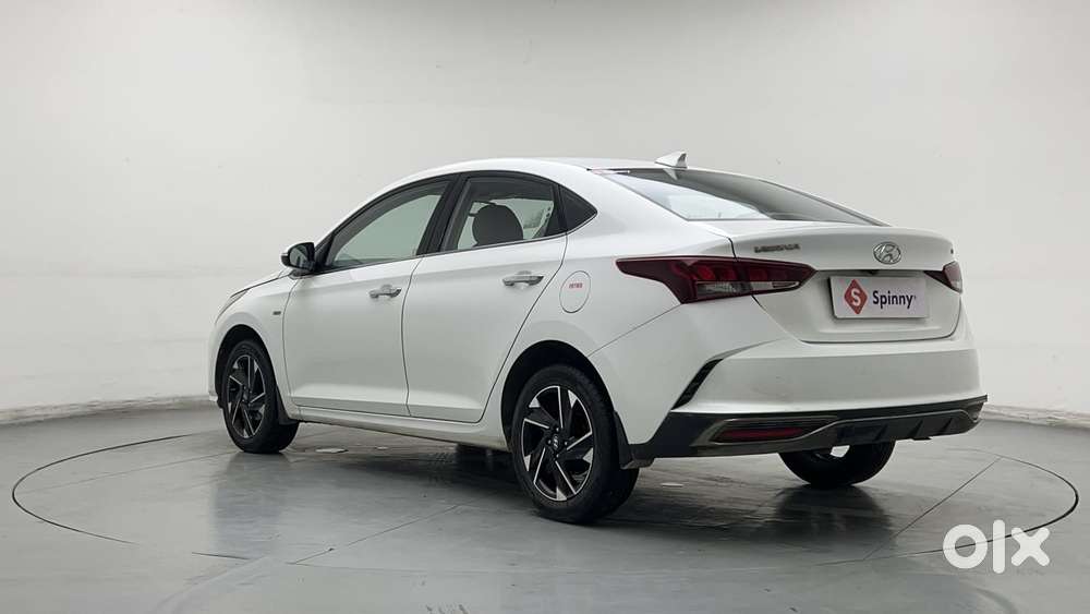 Hyundai Verna 1.5 Sx (o) Vtvt Ivt, 2021, Petrol