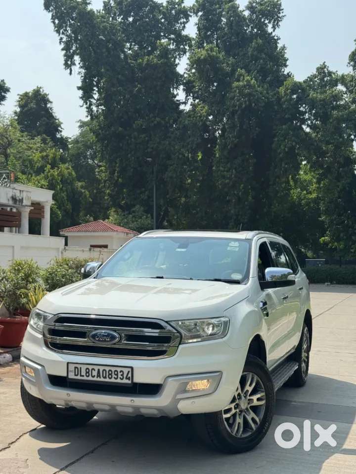 Ford Endeavour 3.2 Titanium At 4x4, 2017, Diesel