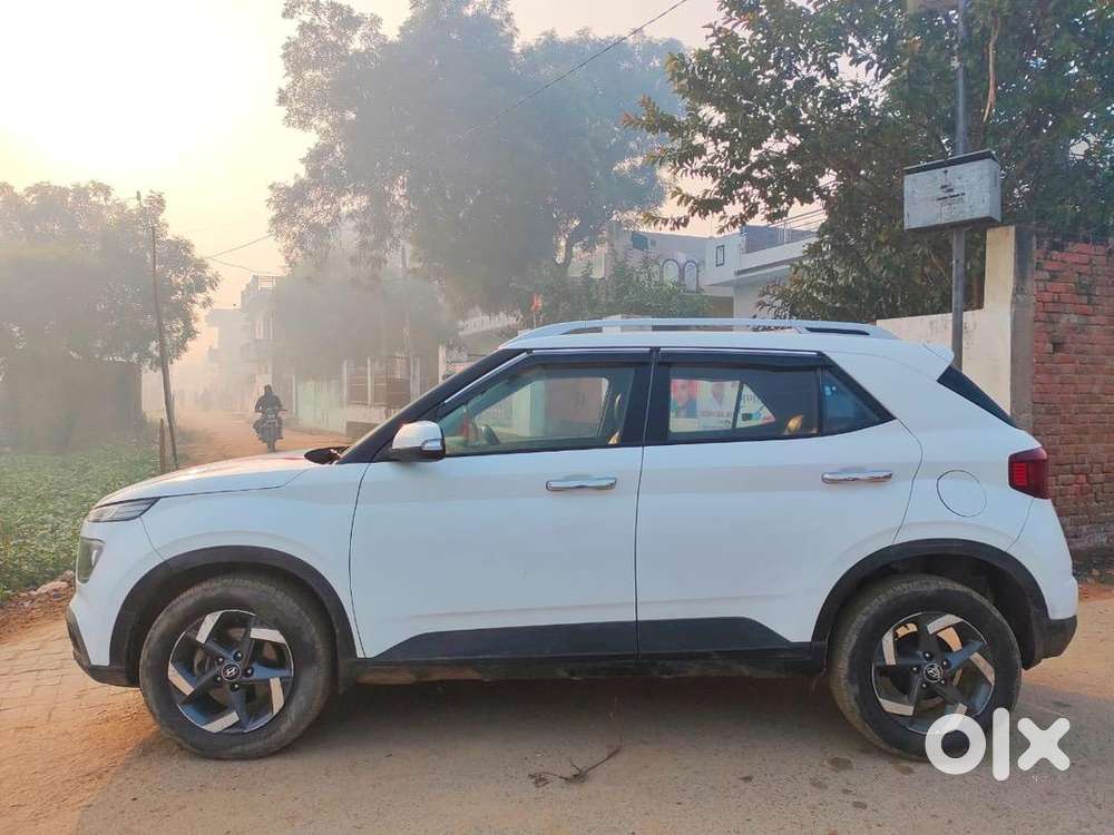 Hyundai Venue 2019 Diesel Well Maintained