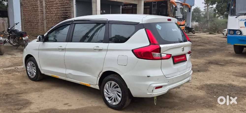 Commercial Maruti Suzuki Ertiga 2024 Cng & Hybrids 80000 Km Driven