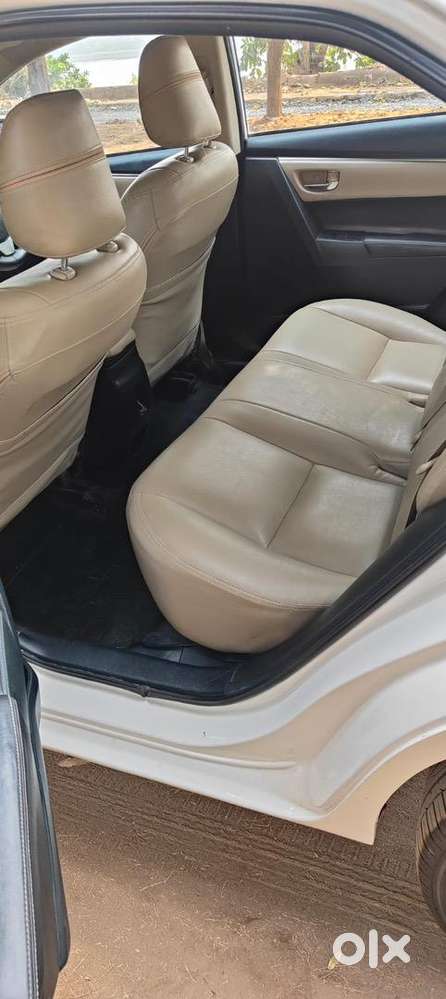 Toyota Corolla Altis 2015 Diesel Well Maintained