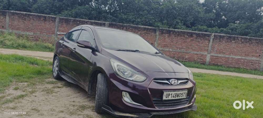 Hyundai Fluidic Verna 2012 Petrol Well Maintained