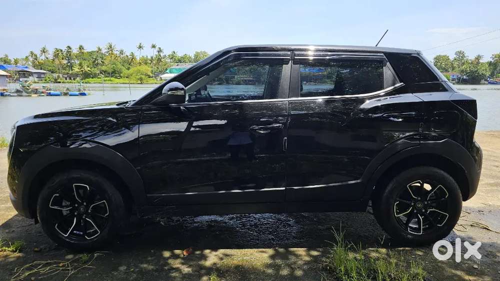 Mahindra Xuv 3xo Amt  2024