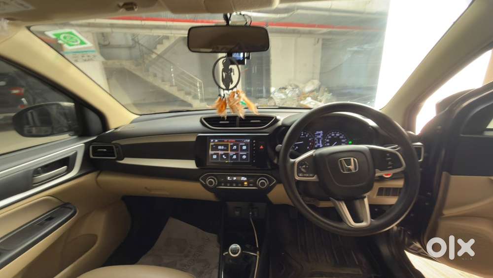 Honda Amaze Vx 2023  1st Owner  Warranty Till 2026  Excellent Cond.
