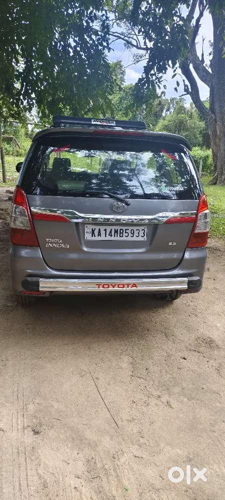 Toyota Innova Hycross 2011 Diesel 167000 Km Driven