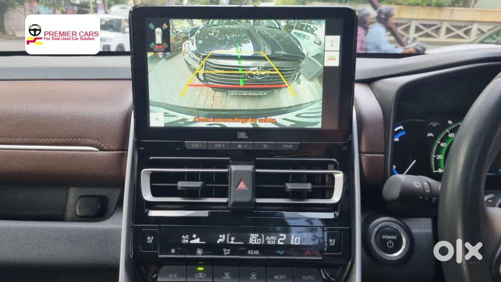 Toyota Innova Hycross 2.0 Zx (o) Hybrid 7 Str, 2023, Petrol