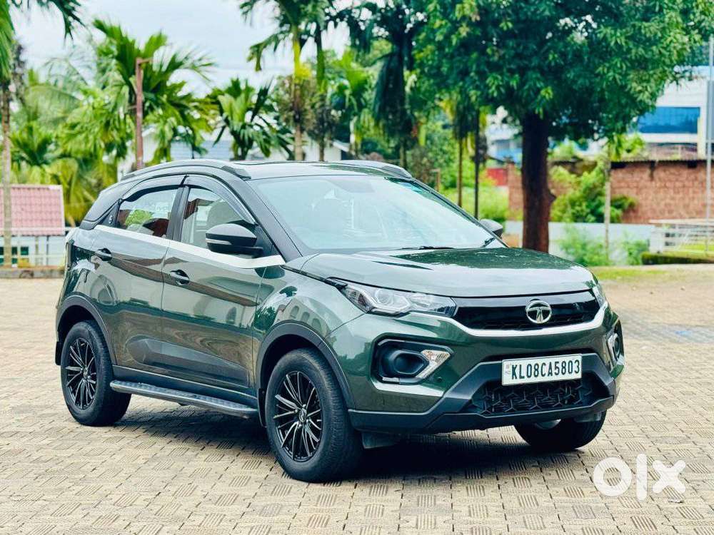 Tata Nexon 1.2 Revotron Xma Amt (s), 2023, Petrol