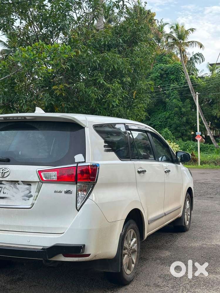 Toyota Innova Crysta 2018 2.8 G Automatic