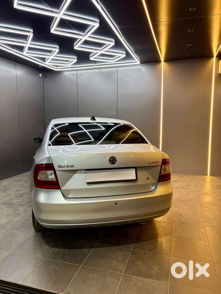 Very Well Maintained Skoda Rapid Automatic