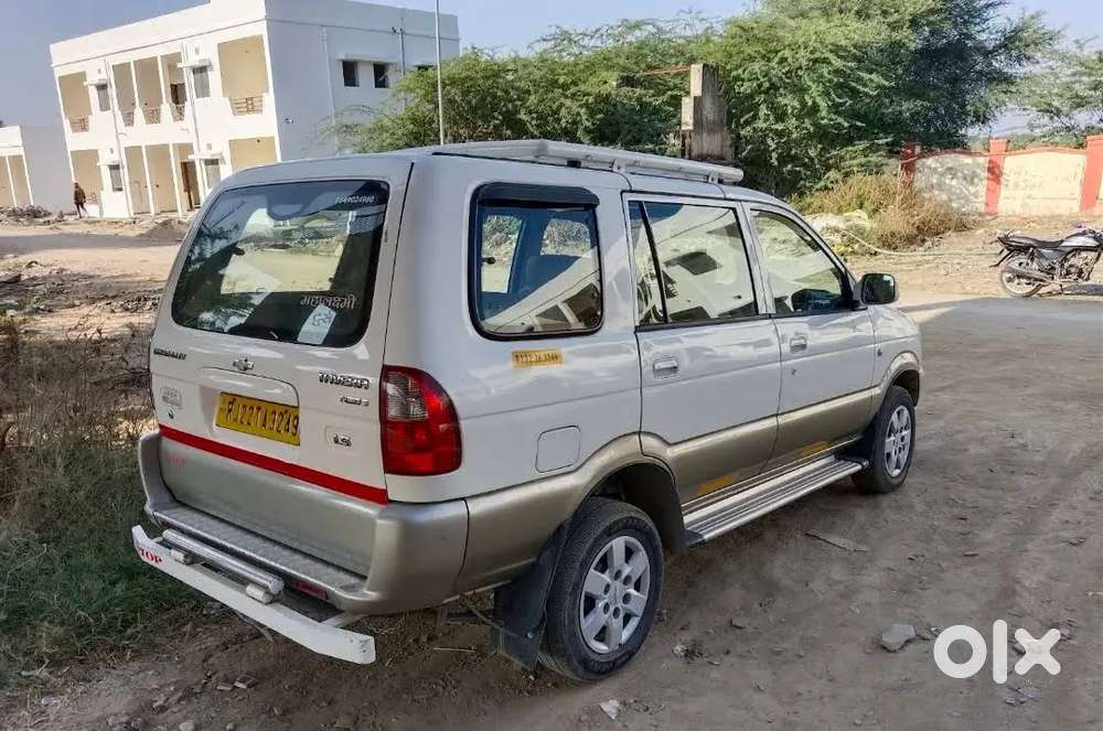 Chevrolet Tavera Neo 2016