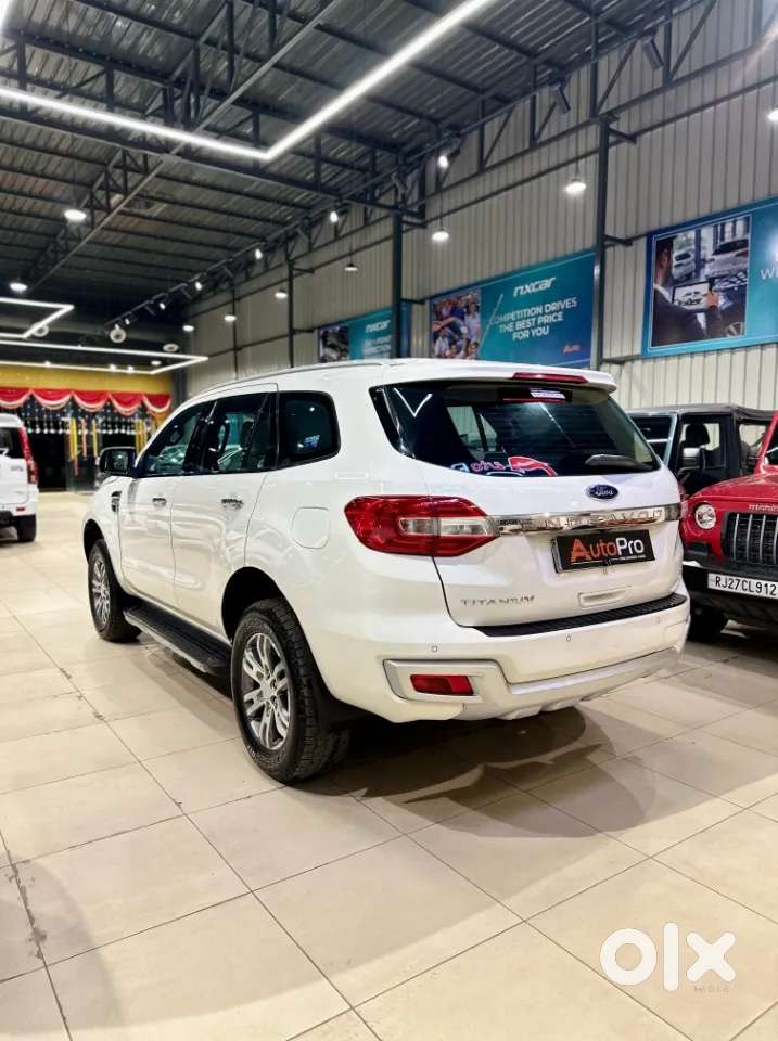 Ford Endeavour 3.2 Titanium At 4x4, 2017, Diesel