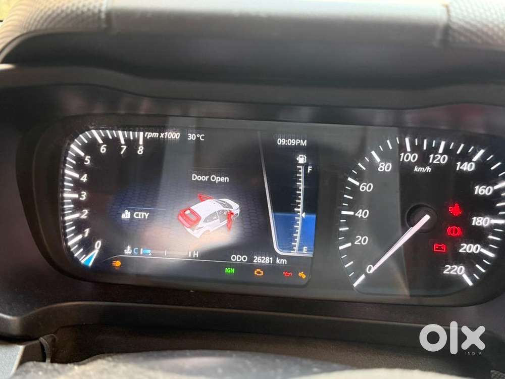 Tata Altroz 2021 Petrol Well Maintained