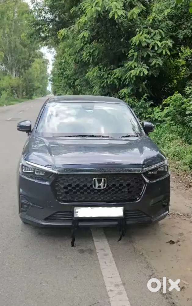 Honda Amaze Zx Cvt Petrol 2025