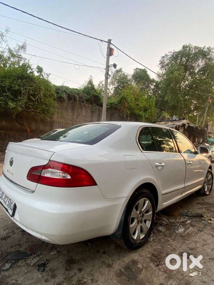 Skoda Superb 2008-2013 Elegance 1.8 Tsi At, 2013, Petrol
