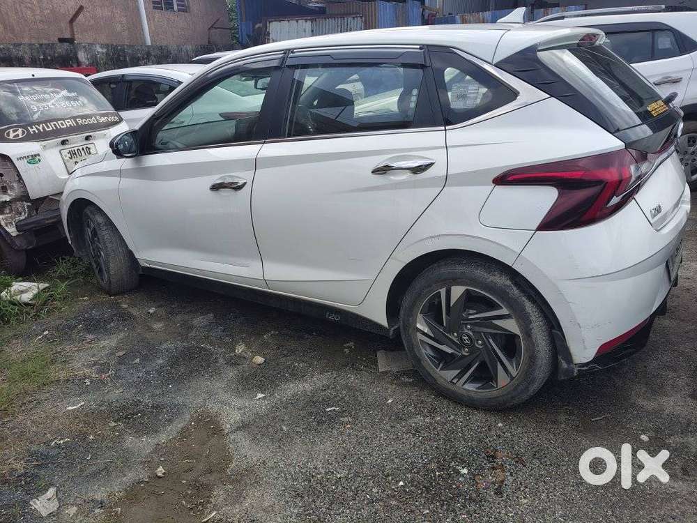 Hyundai New I20 1.2 Asta (o) Mt, 2021, Petrol
