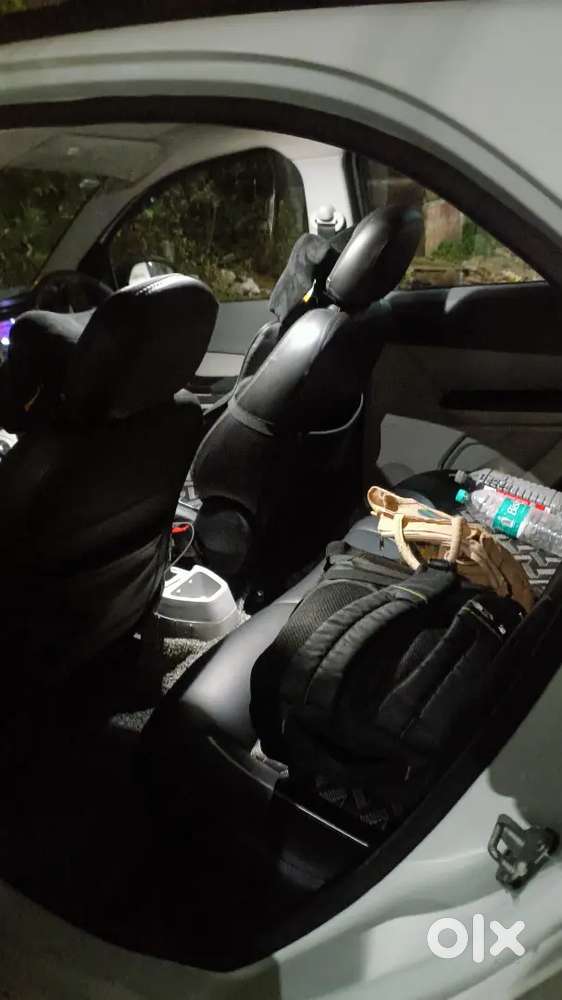 Tata Tiago Xt Icng 2025 Car
