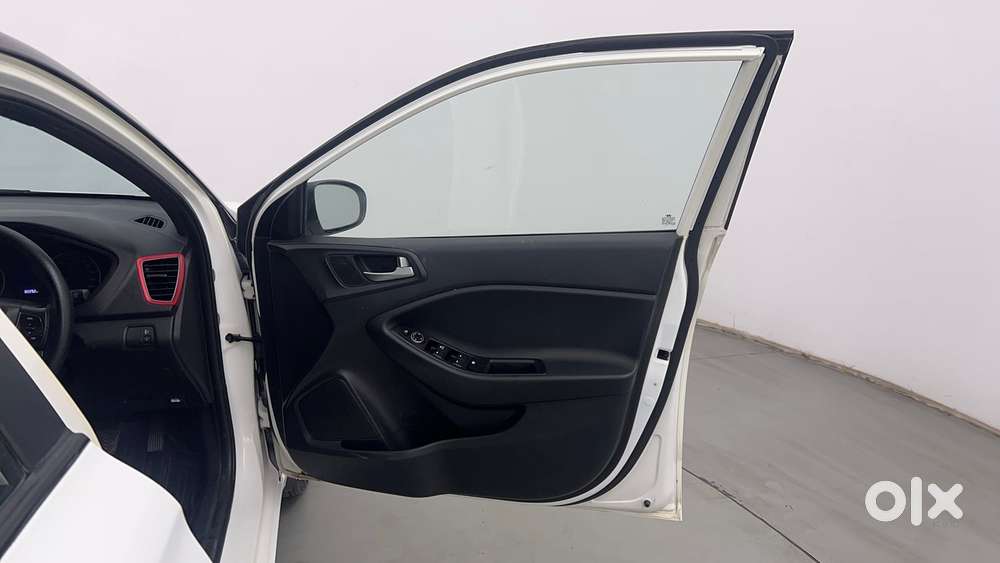 Hyundai Elite I20 Sportz Plus Dual Tone, 2019, Petrol