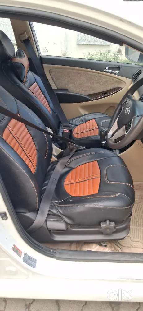Hyundai Fluidic Verna 2011