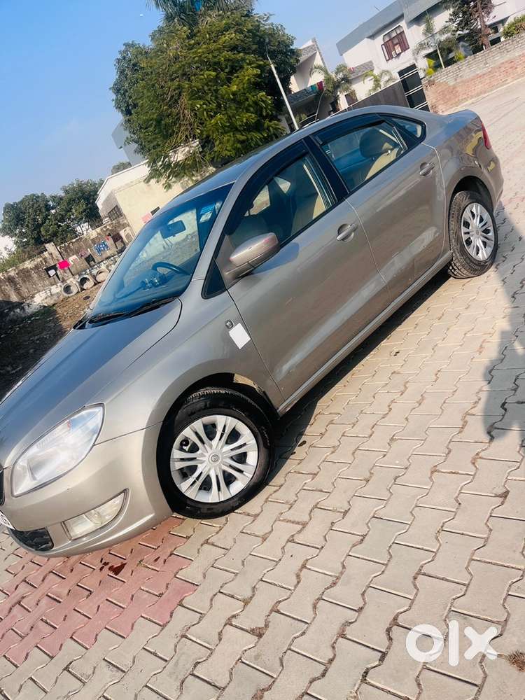 Skoda Rapid Tsi 2015