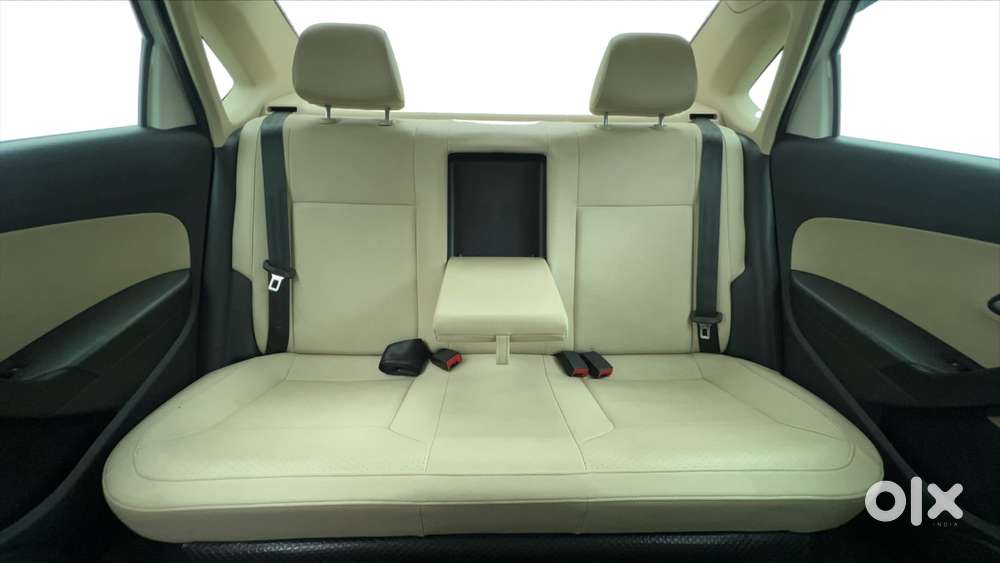 Volkswagen Vento 1.6 Highline, 2020, Petrol