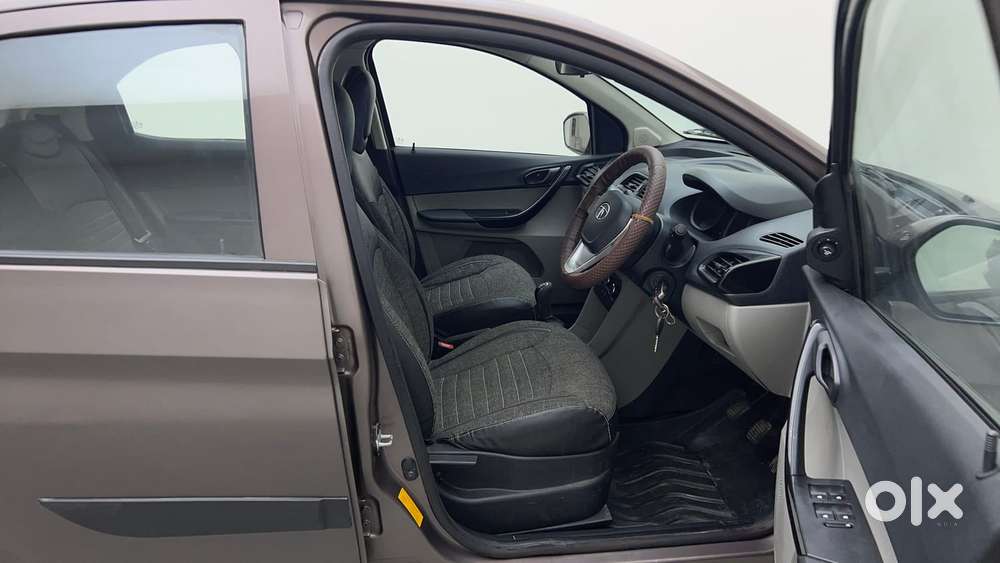Tata Tiago 1.2 Revotron Xt, 2017, Petrol