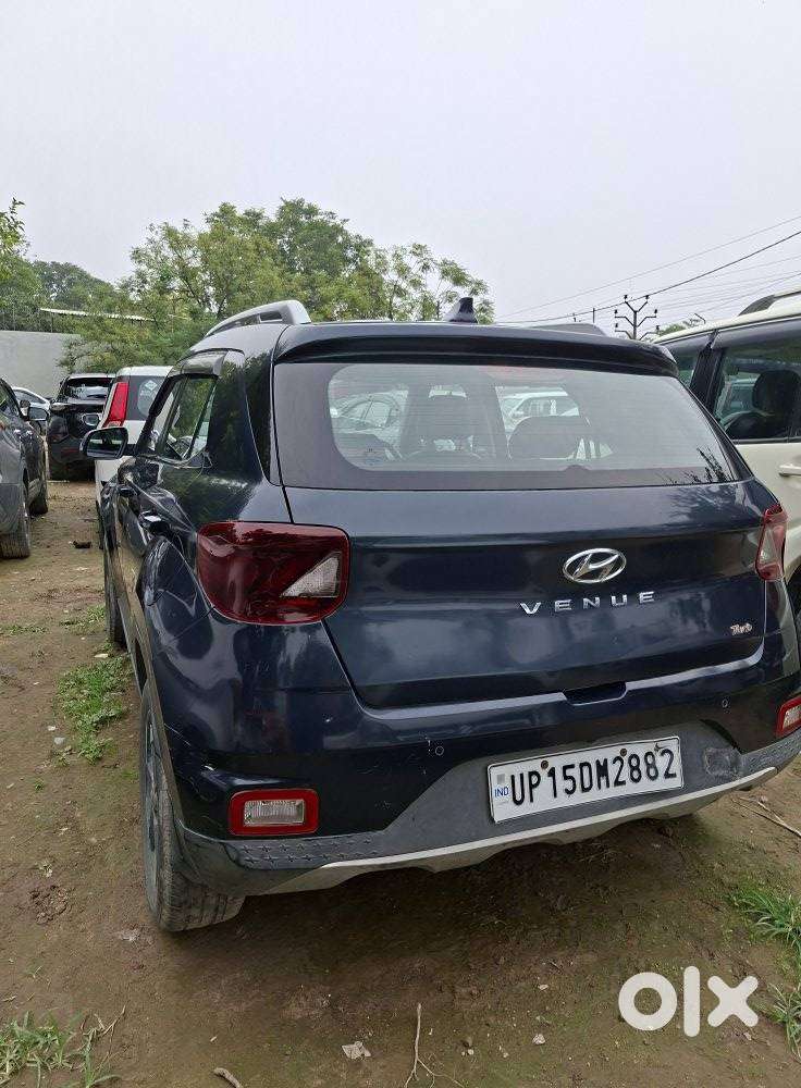 Hyundai Venue Sx Mt, 2021, Petrol