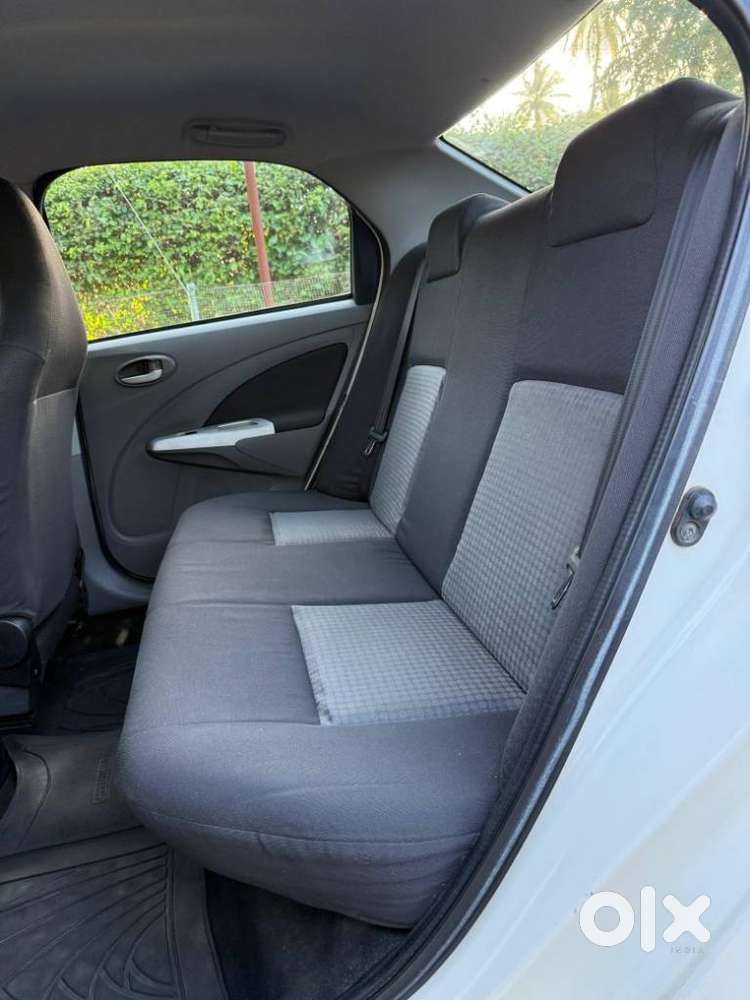 Toyota Etios Vx, 2011, Petrol