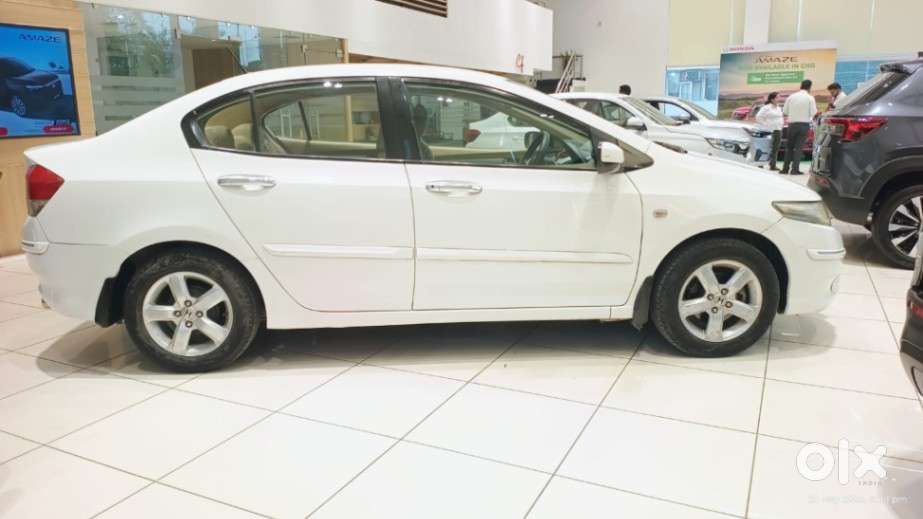 Honda City 2008-2011 1.5 V At Exclusive, 2010, Petrol