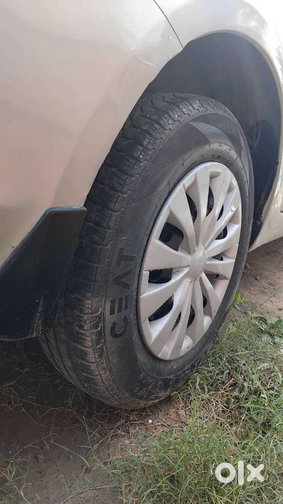 Maruti Suzuki Dzire 1.2 Vxi, 2015, Petrol