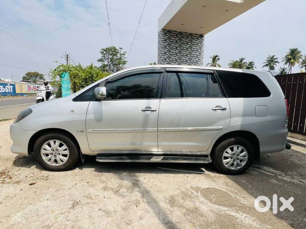 Toyota Innova 2.5 V 7 Str, 2011, Diesel