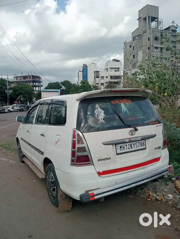 Toyota Innova Hycross 2019
