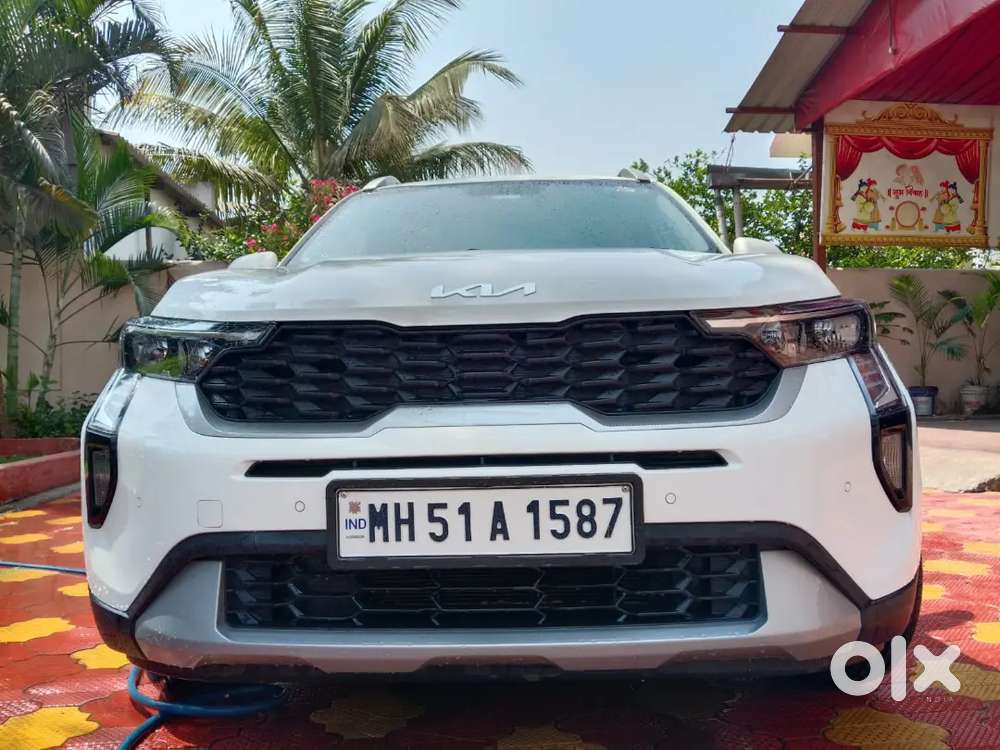 Kia Sonet 2024 October Petrol 10000 Km Driven
