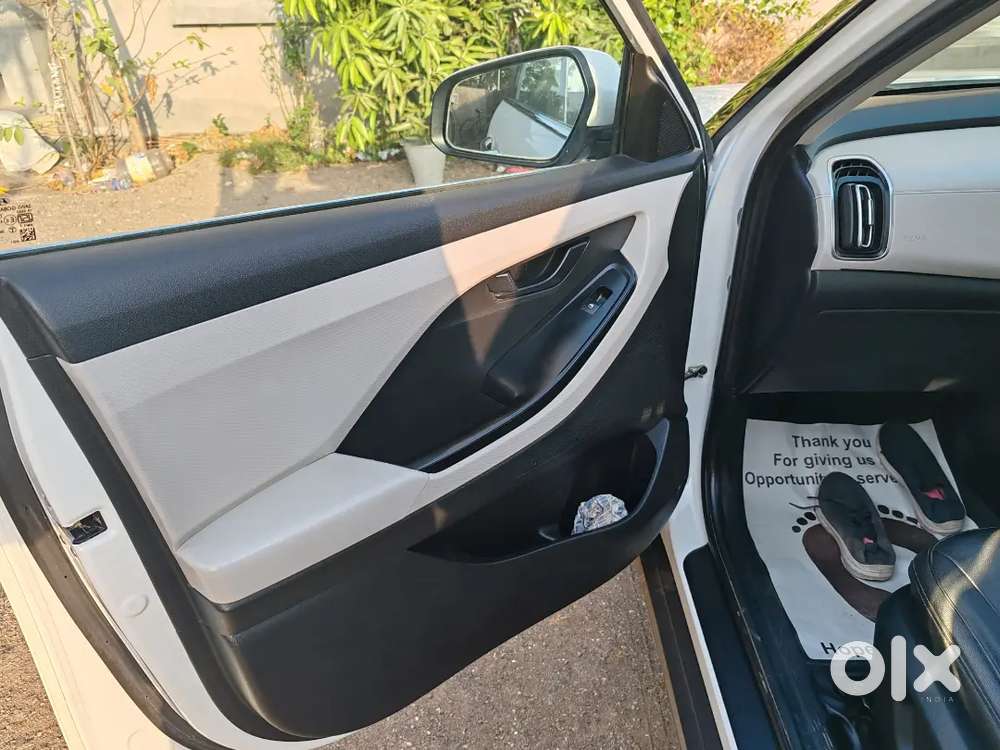 Dr Using  Car  Needs To Upgrade For 7 Seator