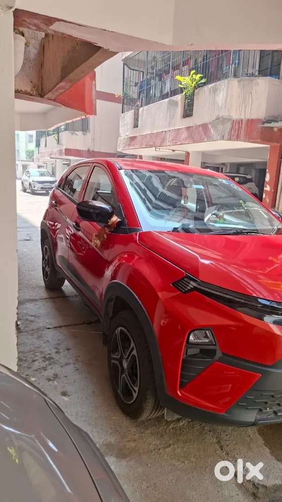 Tata Nexon Smart 2024