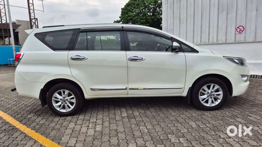 Toyota Innova Crysta 2.4 V, 2018, Diesel