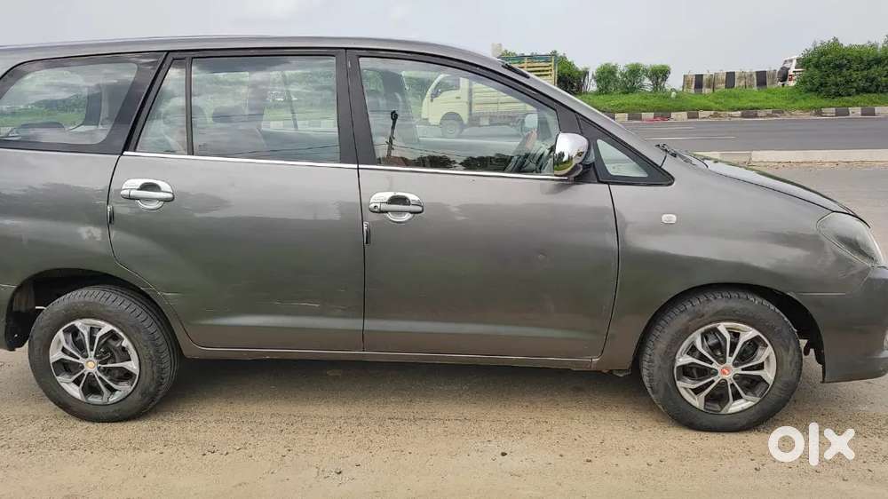 Toyota Innova 2.5 2011