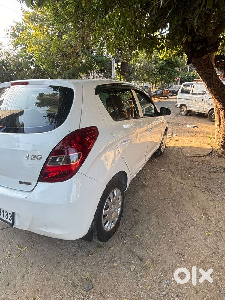 Hyundai I20 Magna 2010 Car