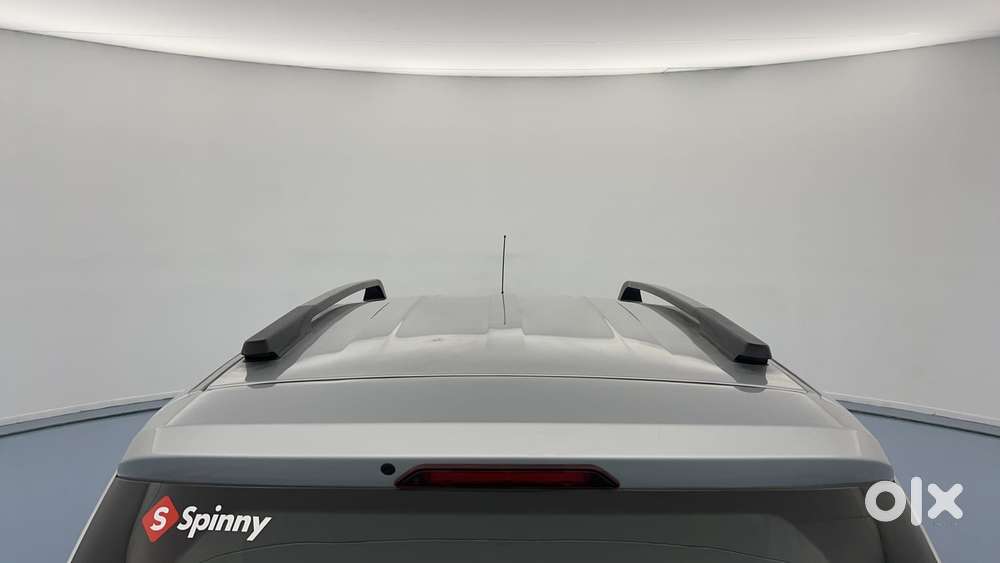 Renault Triber Rxt, 2023, Petrol