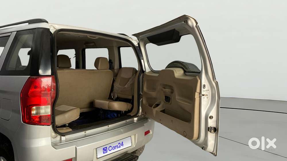 Mahindra Tuv 300 T6 Plus, 2017, Diesel