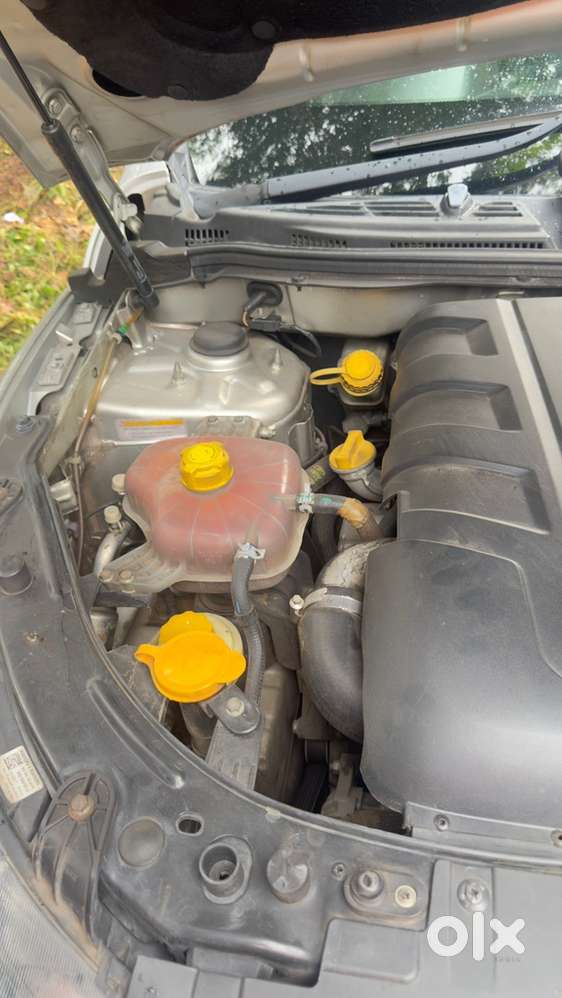 Mahindra Xuv500 W10 Automatic