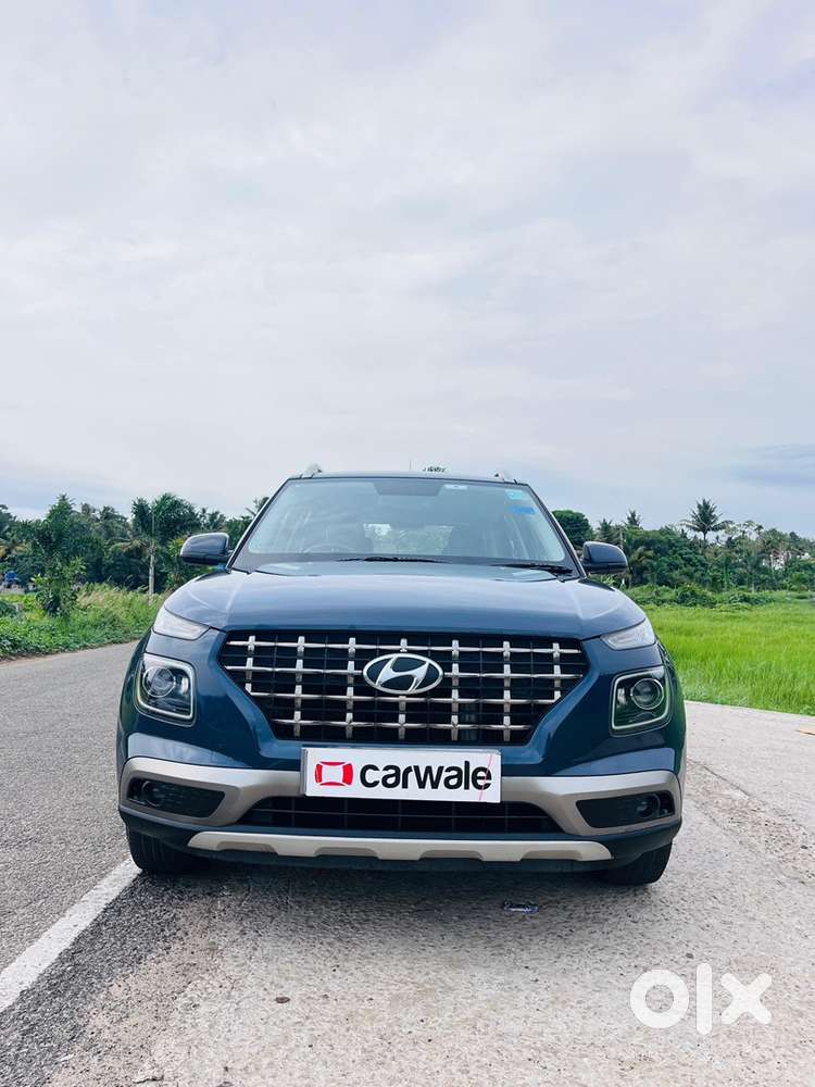 Hyundai Venue Petrol 2019