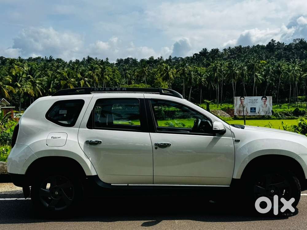 Renault Duster Petrol 2017 Car