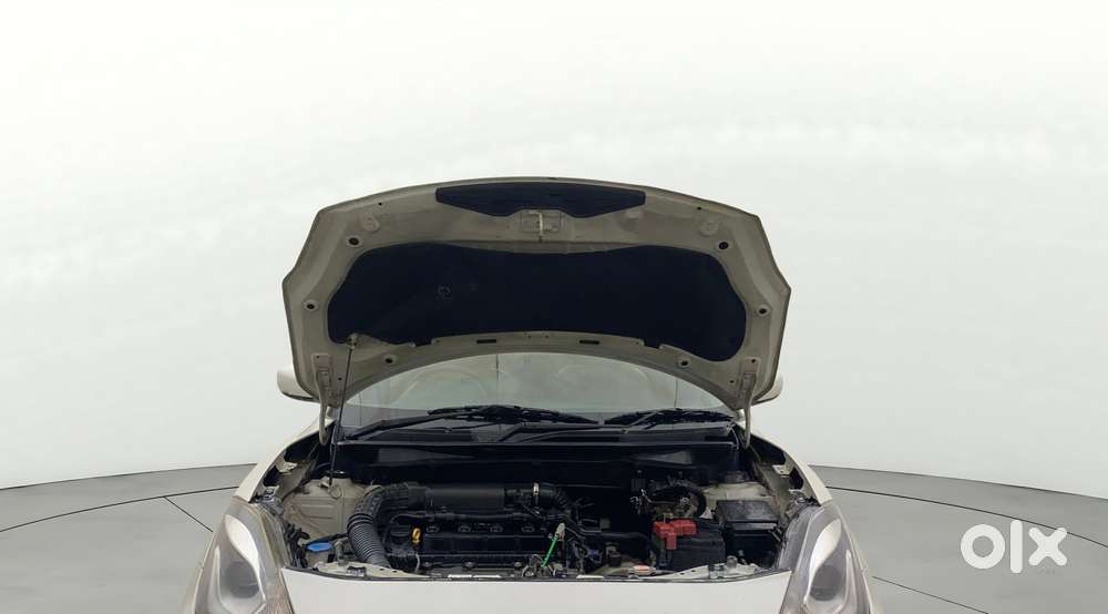 Maruti Suzuki Swift Dzire Zxi + Amt, 2020, Petrol