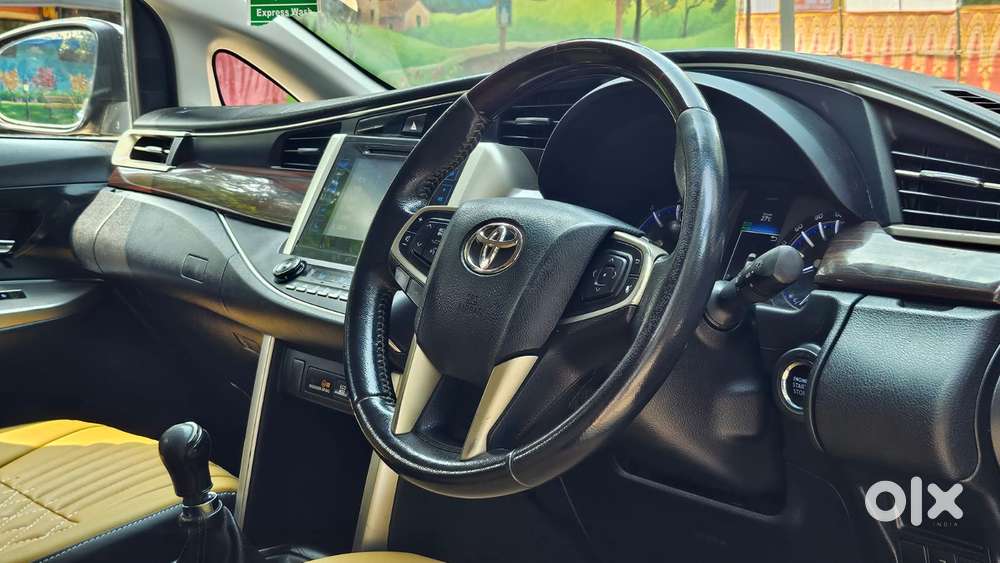 Toyota Innova Crysta