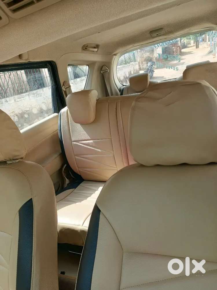Maruti Suzuki Ertiga 2012