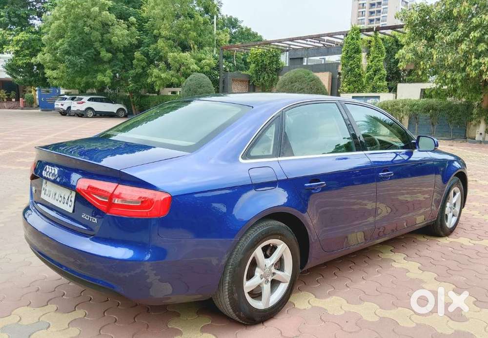 Audi A4 2.0 Tdi Premium With Sunroof, 2015, Diesel